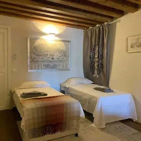 Ospizio Delle Donzelle Appartement Venetië Buitenkant foto
