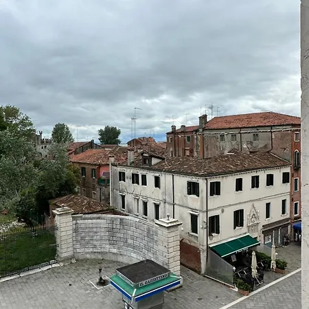 Ospizio Delle Donzelle Appartement Venetië Buitenkant foto